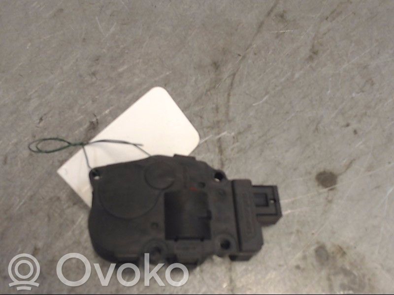 Audi A4 S4 B8 8K Actuator/motor clapetă debit aer A/C 