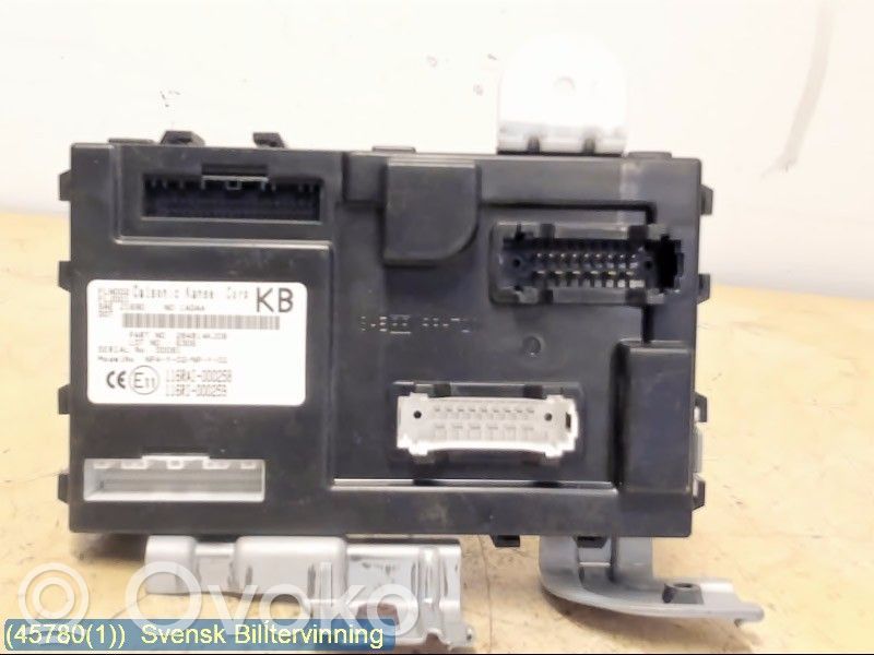 Nissan NP300 Module confort 