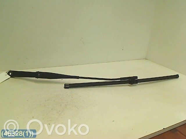 Ford Focus Front wiper blade arm 
