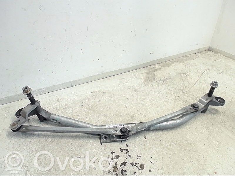 Fiat Freemont Mechanizm wycieraczek szyby przedniej / czołowej 