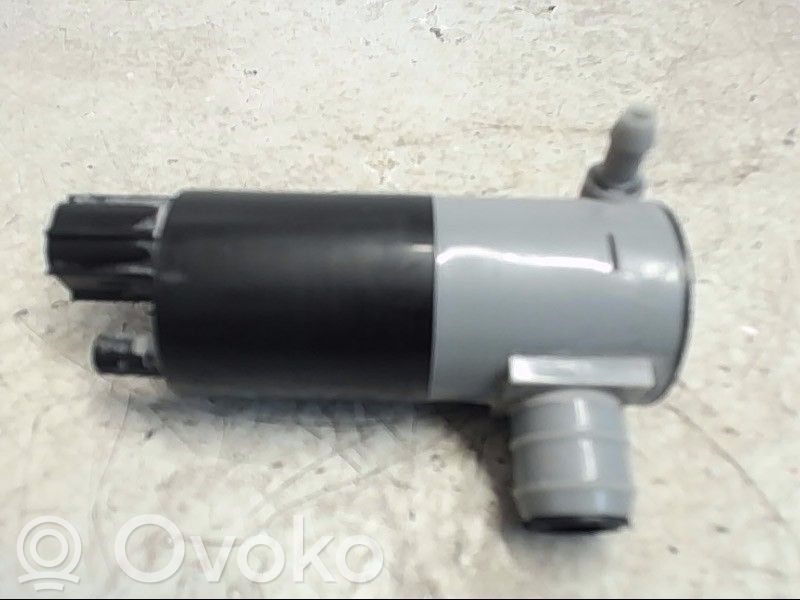 Ford Ranger Windscreen/windshield washer pump 