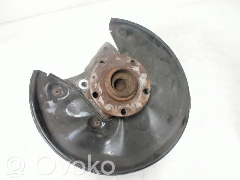 Audi A6 S6 C6 4F Cubo de rueda delantera 