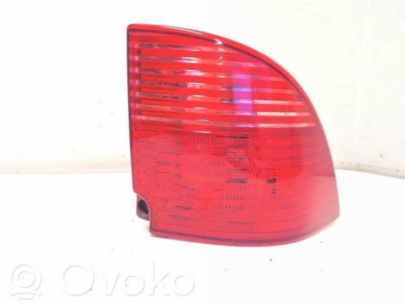Saab 9-5 Lampă spate în caroserie 