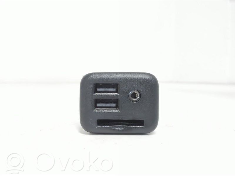 Opel Insignia B Enchufe conector USB 