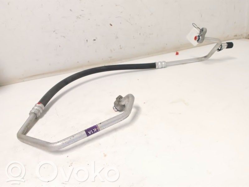 KIA Stonic Ilmastointilaitteen putki (A/C) 