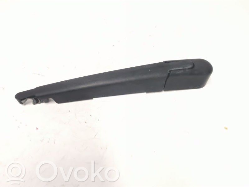 Hyundai i10 Galinio stiklo valytuvo kojelė 