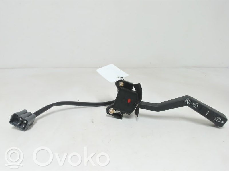Volvo 940 Valytuvų rankenėlė 