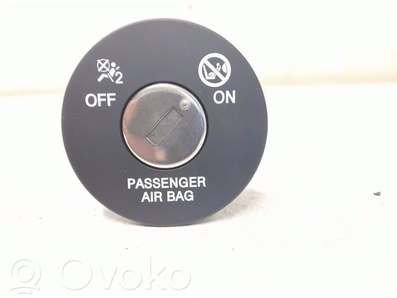 KIA Optima Interruptor de encendido/apagado del airbag de pasajero 