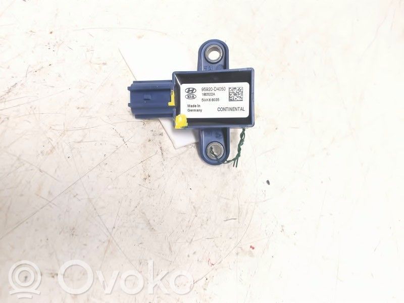 Sensor impacto/accidente para activar Airbag   95920D4050,5WK68035,95920D4050