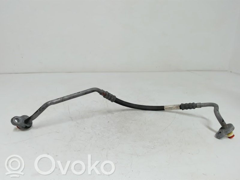Volvo V70 Ilmastointilaitteen putki (A/C) 