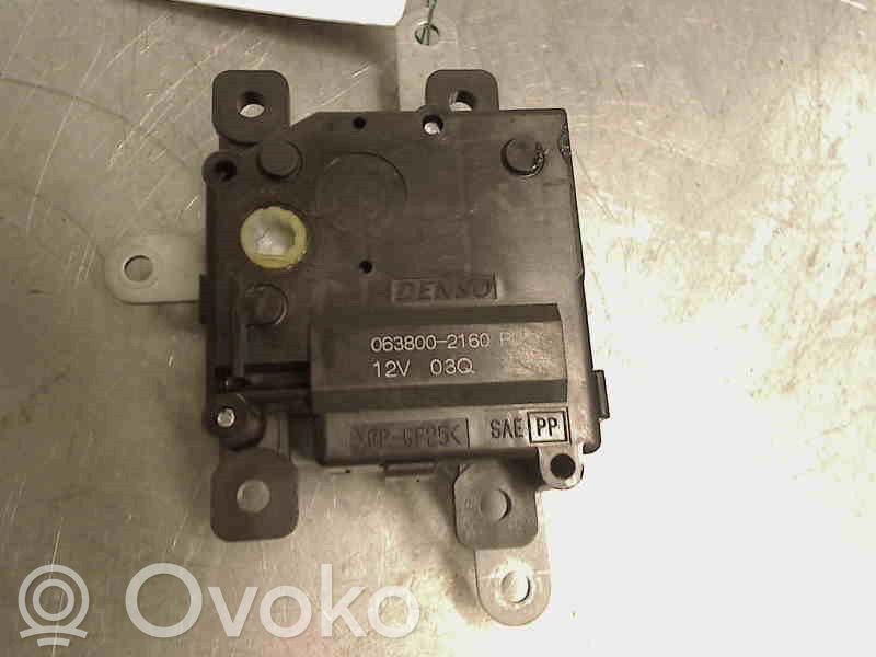 Toyota Avensis T270 Silniczek nagrzewnicy nawiewu klimatyzacji A/C 