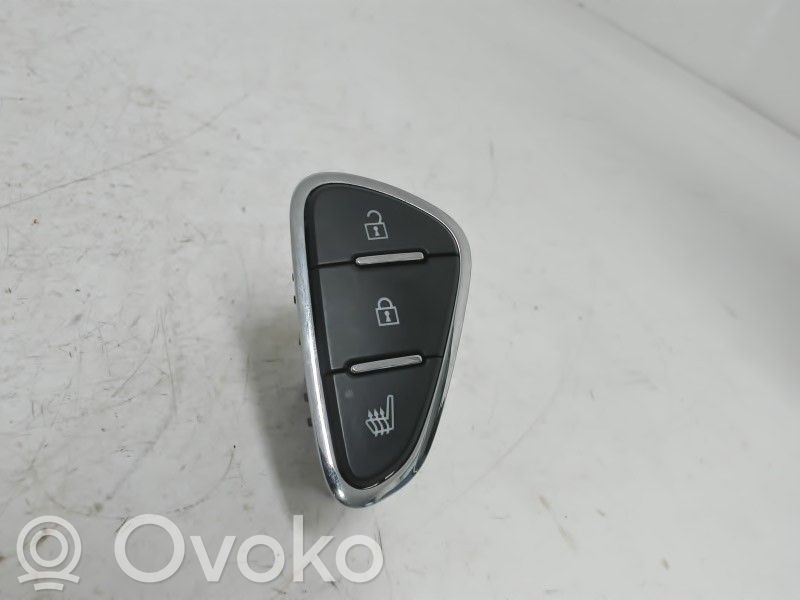 Opel Corsa E Central locking switch button 