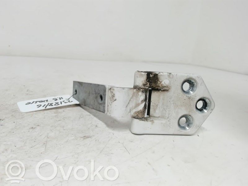 Volkswagen Caddy Rear door upper hinge 