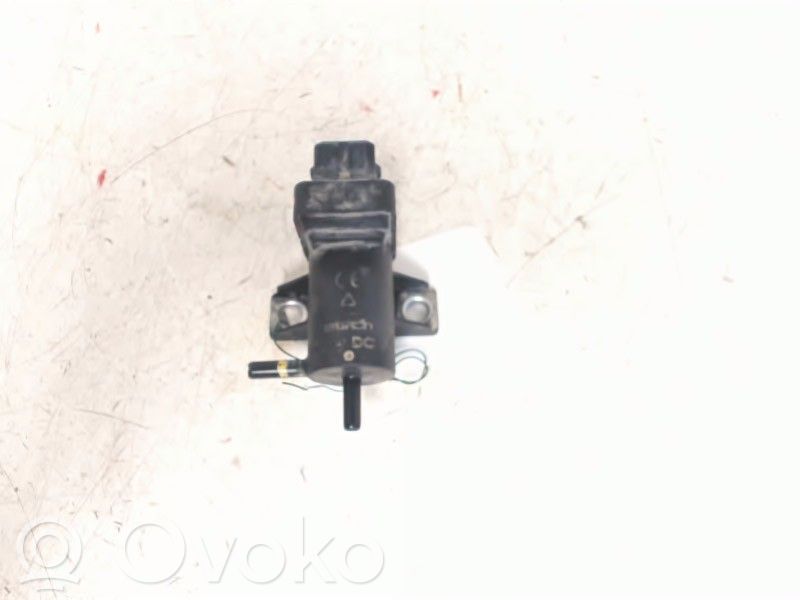 Válvula de vacío   8200762162,8200762162