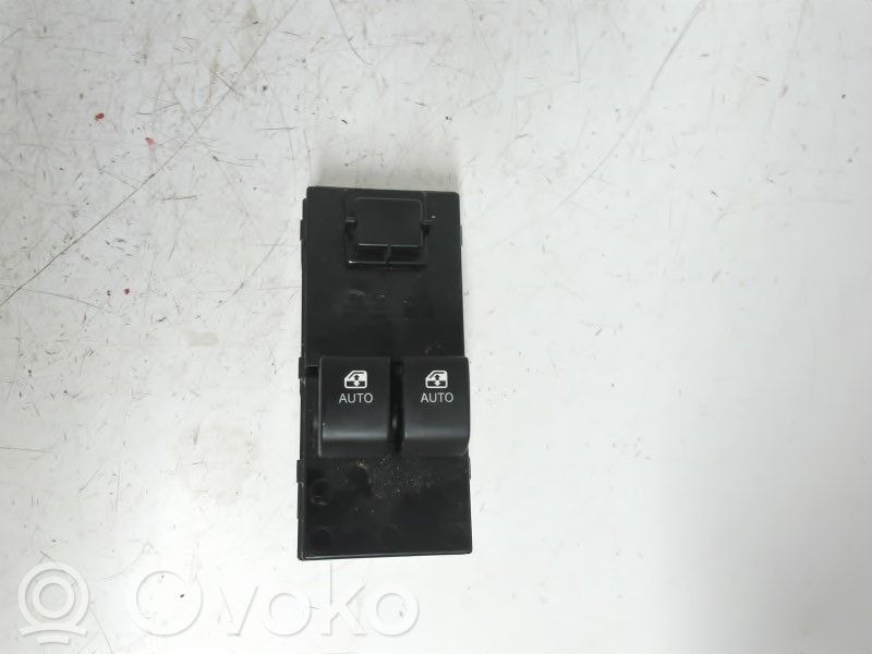 KIA Ceed Electric window control switch 
