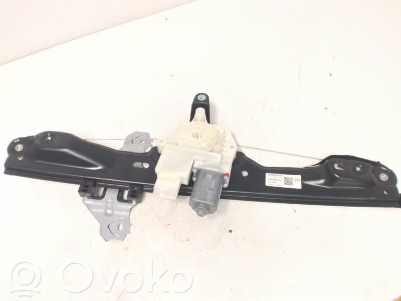 Nissan Qashqai Macara ușă față cu motor 