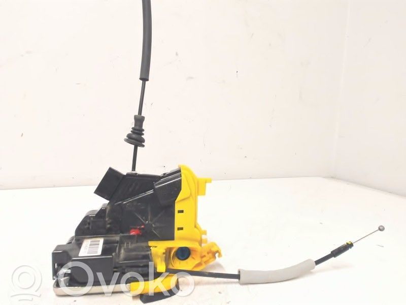 Cerradura de puerta delantera   81310A2100,81310A2100