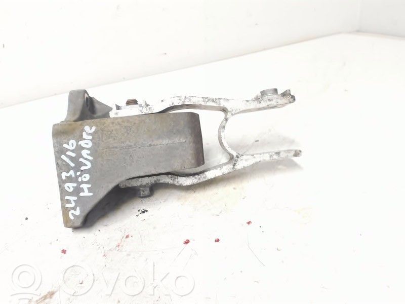 Engine mounting bracket   32139982,31339951