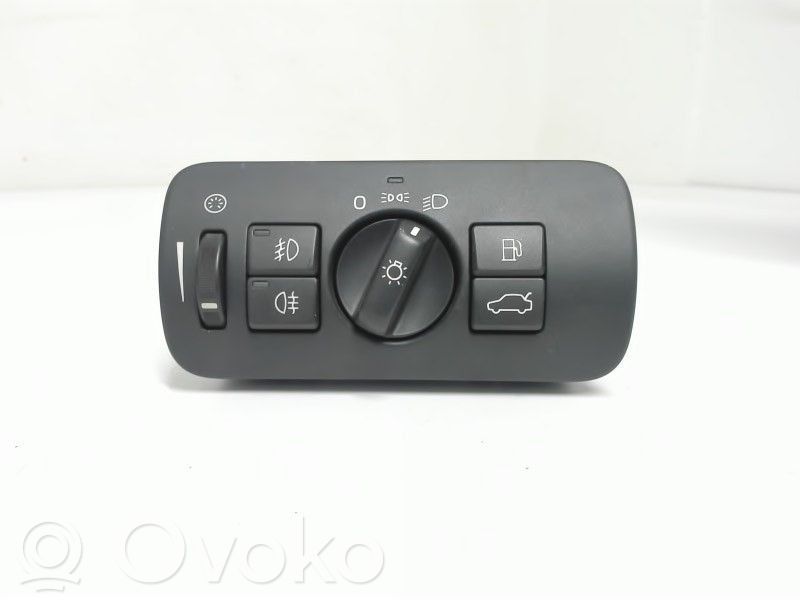 Light switch   31443850,466322,30739414