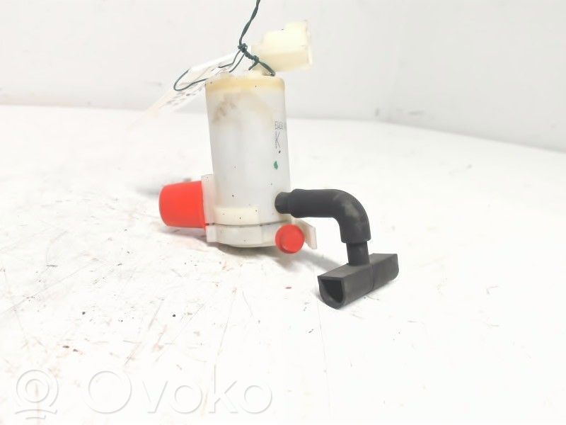Windscreen/windshield washer pump   86611SG010
