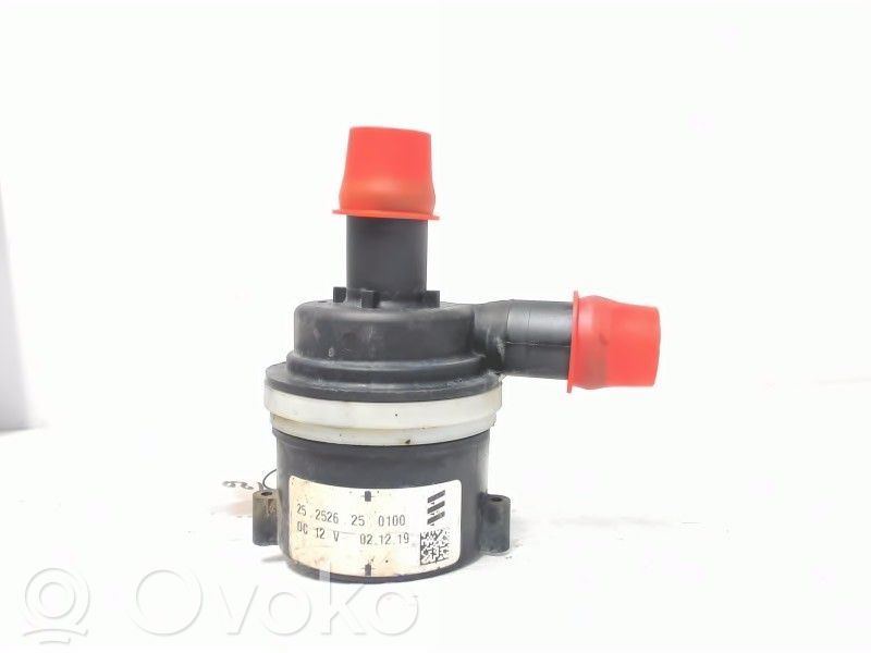 Renault Master III Pompe à eau de liquide de refroidissement 