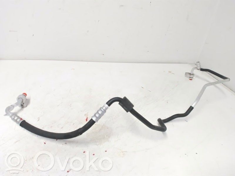 Ilmastointilaitteen putki (A/C)   4G0260710AH,4G0260710AH