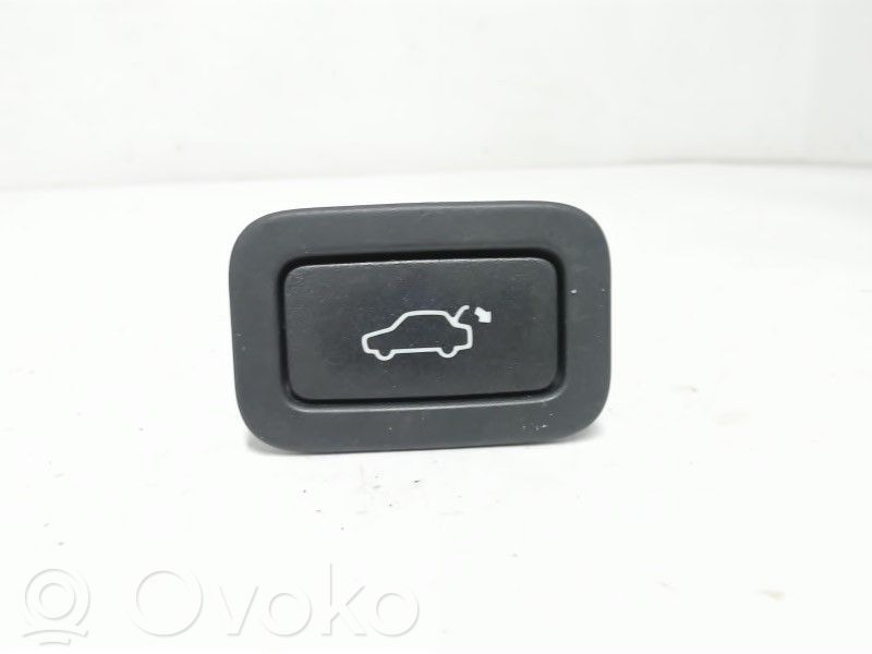 Volvo V70 Bouton interrupteur ouverture du coffre