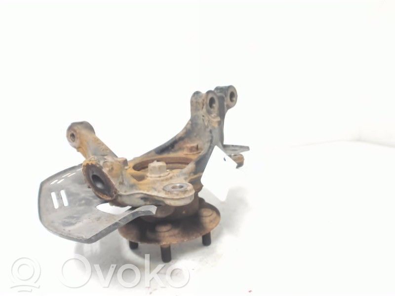Toyota Yaris XP210 Fuso a snodo con mozzo ruota anteriore