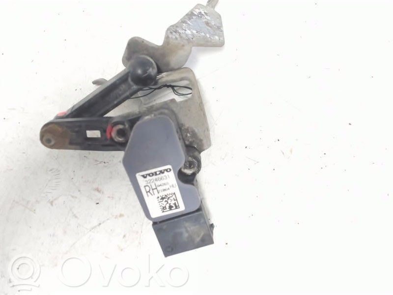 Volvo V60 Senzor nivel far 