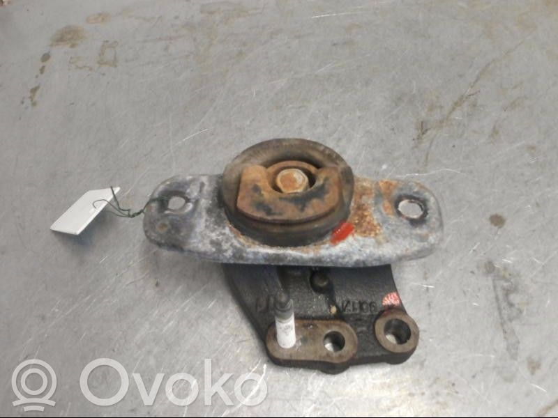Citroen C1 Moottorin kiinnikekorvake (käytetyt) 