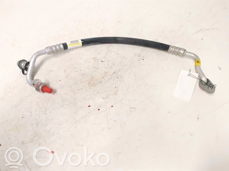 Ilmastointilaitteen putki (A/C)   97762A6250,97762A6250