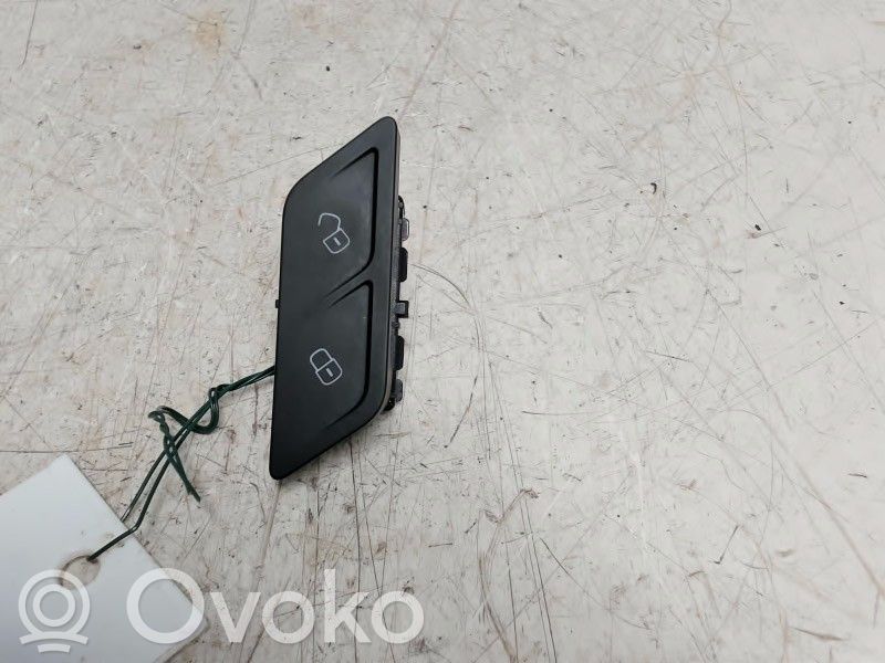 Volkswagen Caddy Central locking switch button 