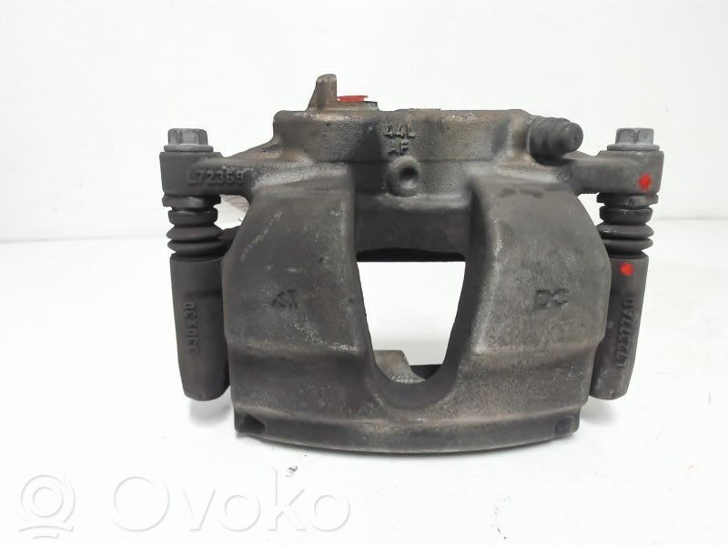 Mercedes-Benz CLA C118 X118 Caliper de freno delantero