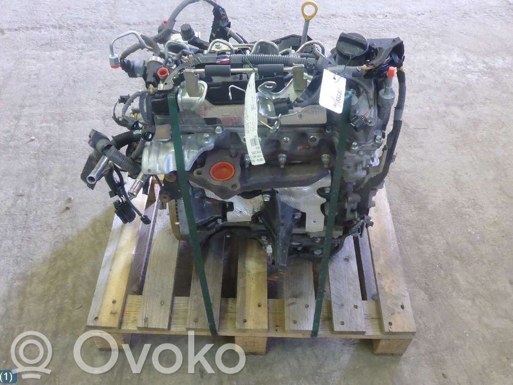 Toyota Auris E180 Двигатель 