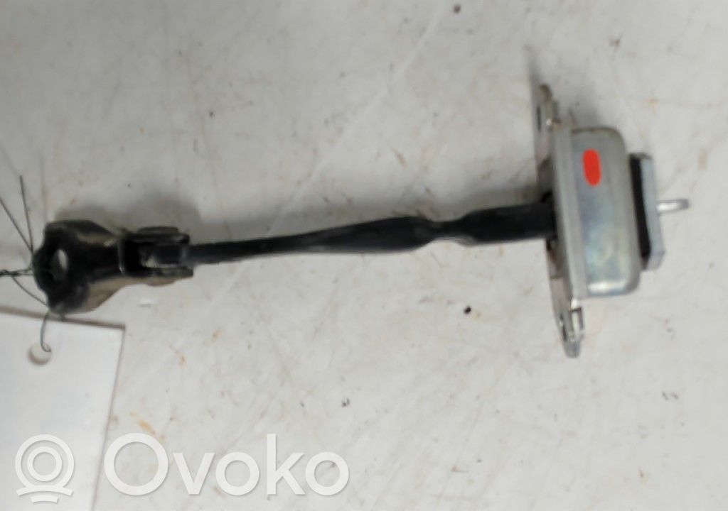 Nissan Navara D40 Etuoven pidätin 