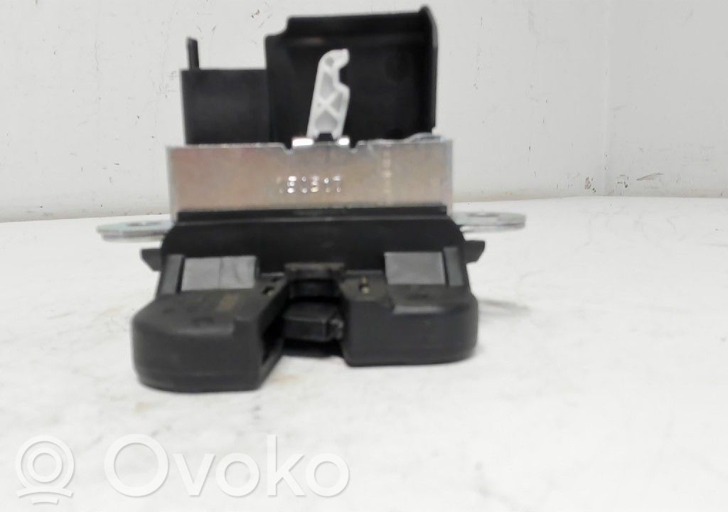 Volkswagen Golf VII Blocco/chiusura/serratura del portellone posteriore/bagagliaio