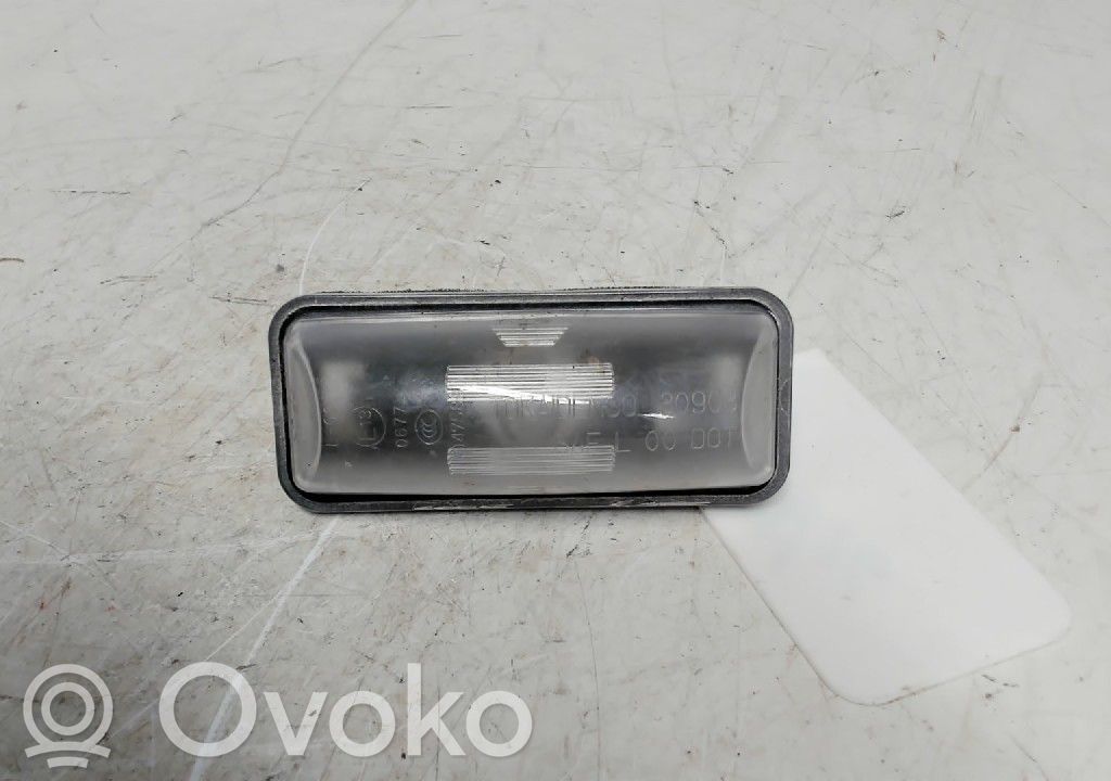 Subaru Outback (BS) Éclairage de plaque d'immatriculation 