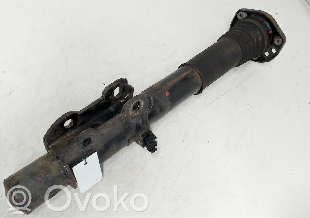 Etuiskunvaimennin   A9063206030