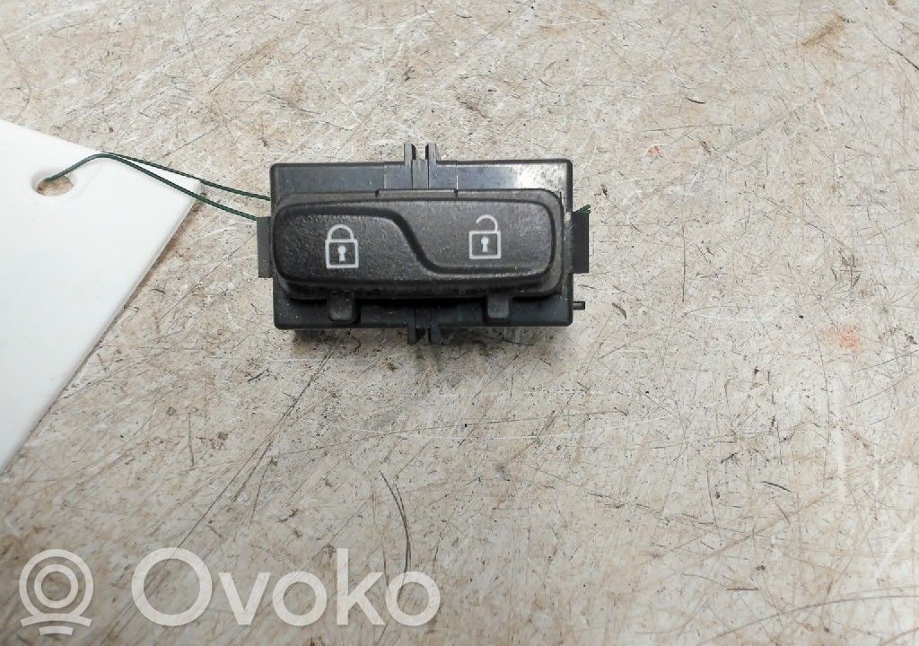 Central locking switch button   31343100,31343100