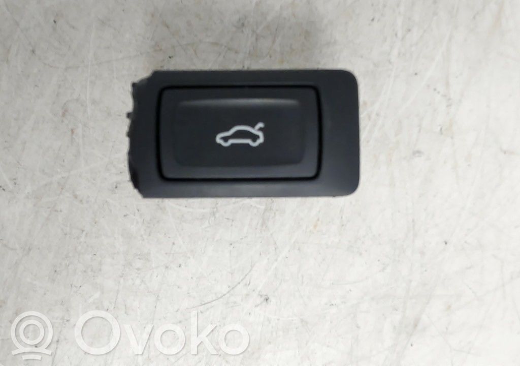 Tailgate/boot open switch button   4G0959831C,10118897,4G0959831C
