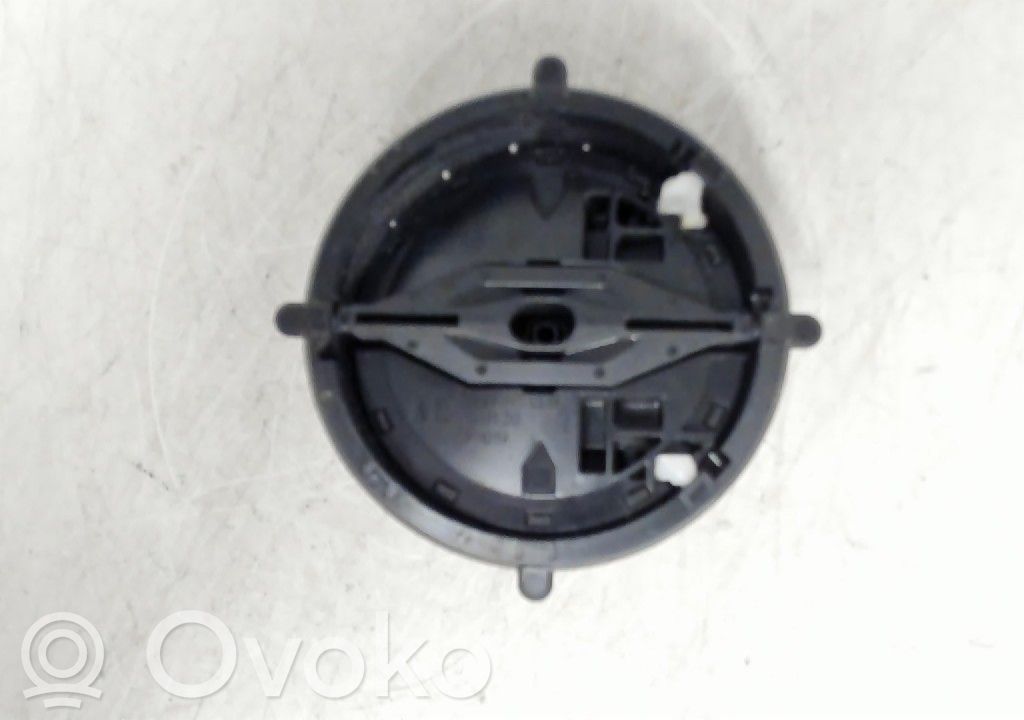Audi A4 S4 B9 8W Element lusterka bocznego drzwi przednich 