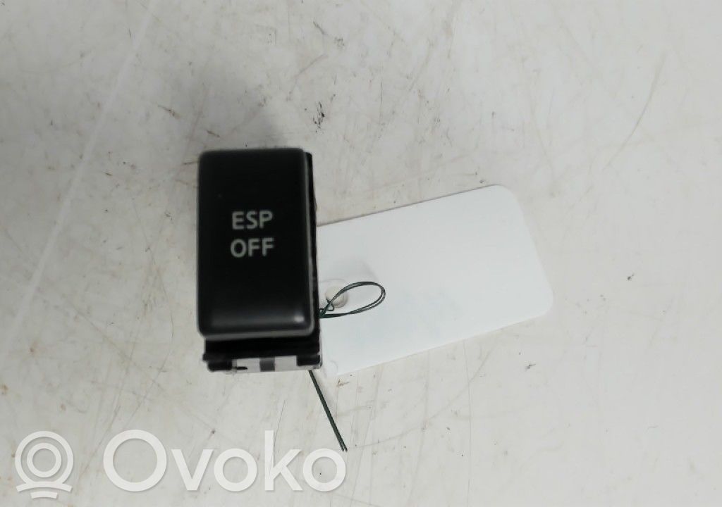 Traction control (ASR) switch   25145JD00A