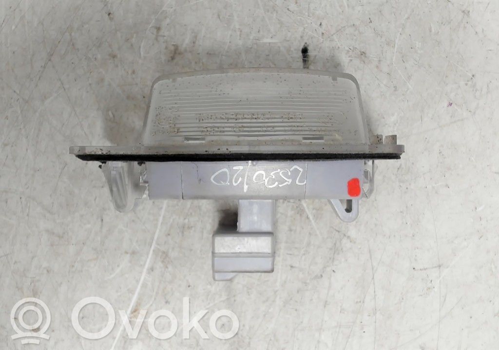 Luce targa   8341A009