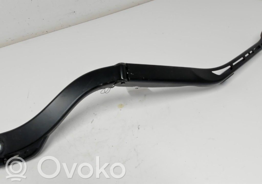 Volvo XC90 Braccio della spazzola tergicristallo anteriore 