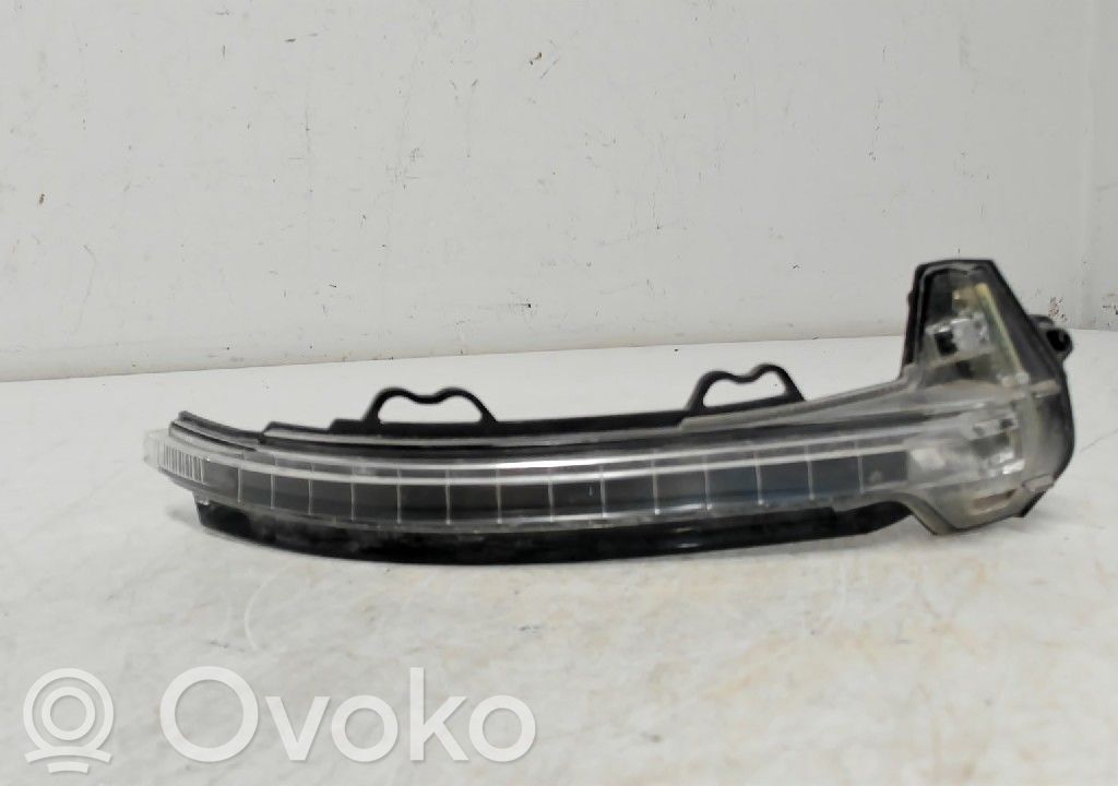 Audi A4 S4 B9 8W Front fender indicator light 