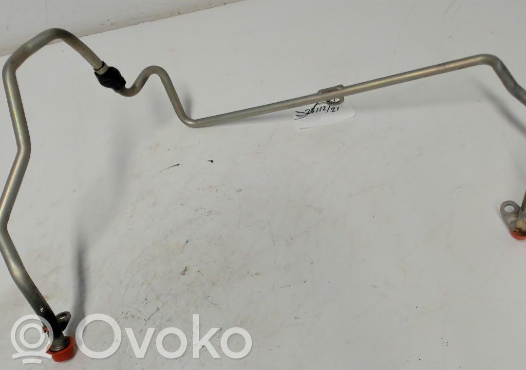 Volvo V60 Rura chłodzenia oleju 
