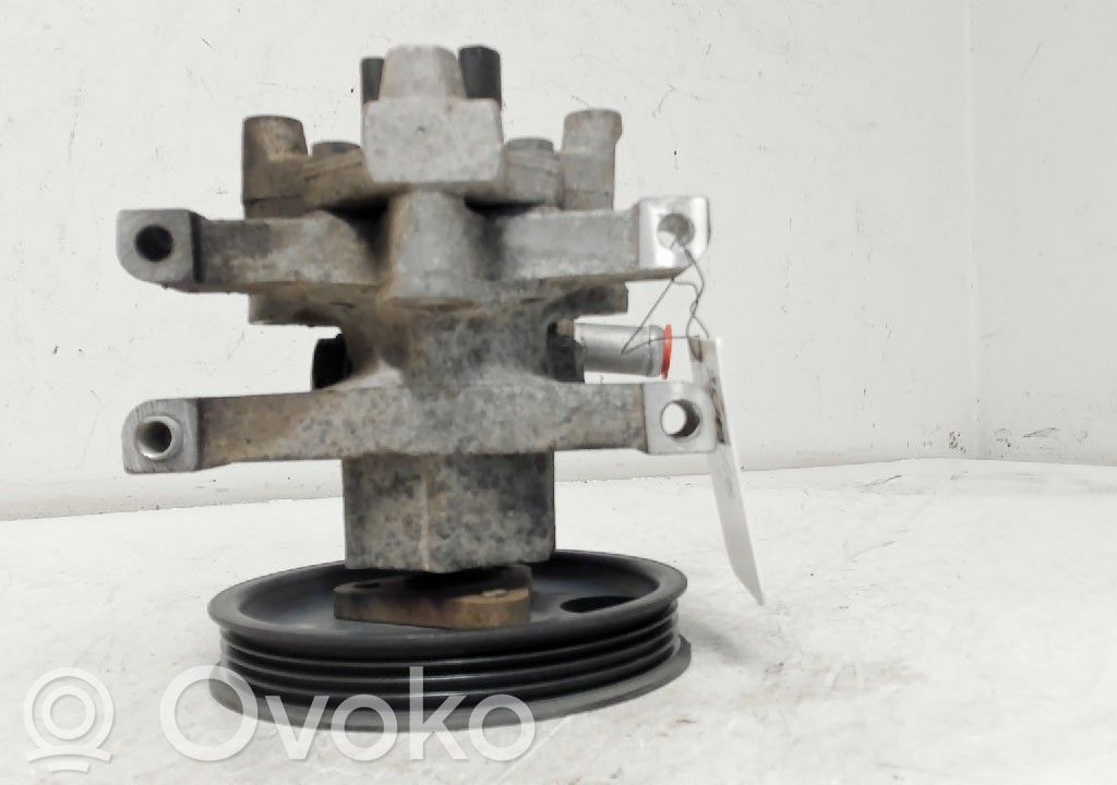 Ohjaustehostimen pumppu   1805241