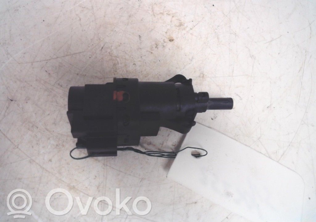 Volvo V70 Interruttore del pedale del freno 