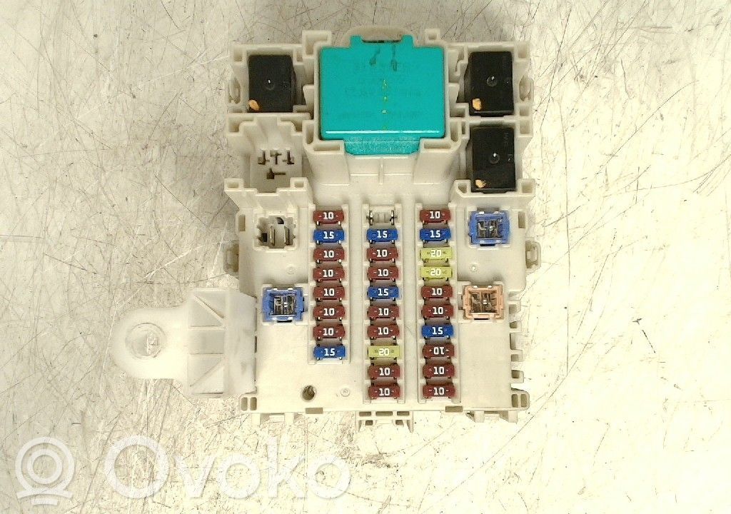 Isuzu D-Max Fuse module 