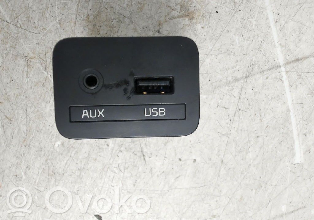 Enchufe conector USB   96120A4000,96120A4000